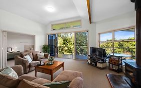 Ravensbourne Escape- Kookaburra Kottage